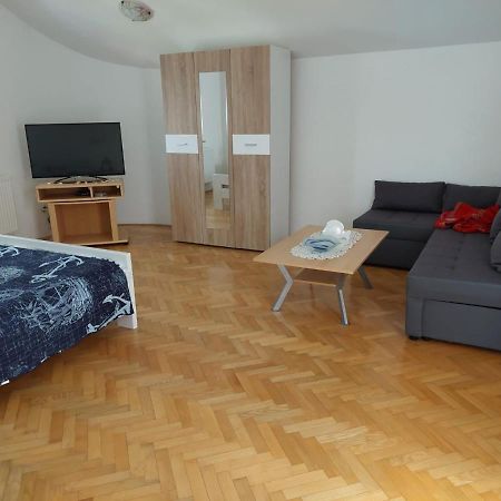 ביוגראד נה מורו Apartments "Jope I Toni" מראה חיצוני תמונה