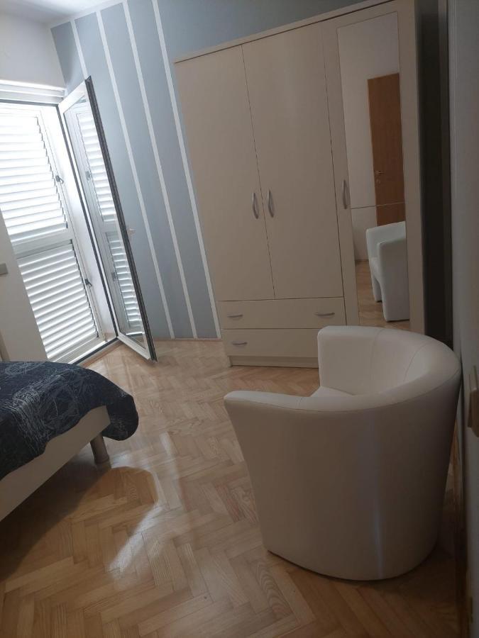 ביוגראד נה מורו Apartments "Jope I Toni" מראה חיצוני תמונה