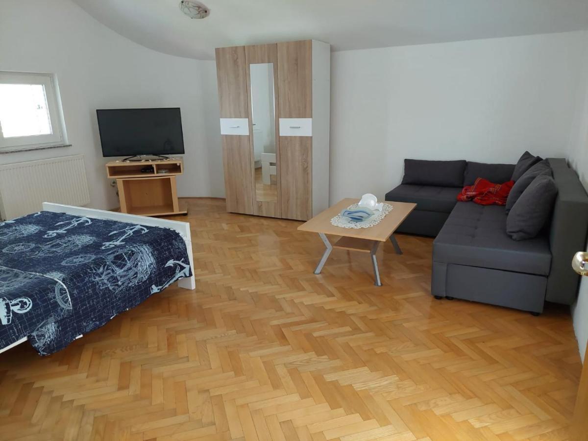 ביוגראד נה מורו Apartments "Jope I Toni" מראה חיצוני תמונה